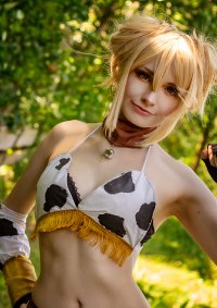 Cosplay-Cover: Lucy Heartfield - Taurus