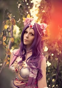 Cosplay-Cover: Hilda (Art Nouveau by Drifting by Stars)