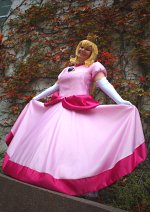Cosplay-Cover: Prinzessin Peach (Toadstool)