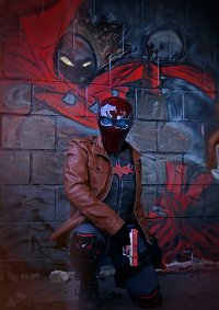 Cosplay-Cover: Jason Todd / Red Hood