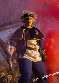 Cosplay-Cover: Asta
