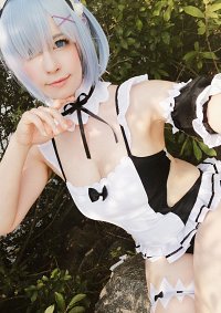 Cosplay-Cover: Rem - Swimsuit ✔